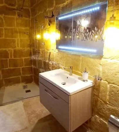Il Mithna Farmhouse With Indoor Heated Jacuzzi Pool Gharb  Exterior photo