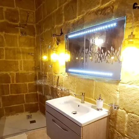 Il Mithna Farmhouse With Indoor Heated Jacuzzi Pool Gharb  Exterior photo
