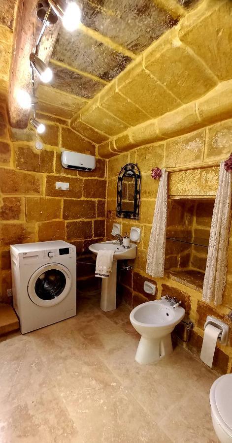 Villa Il Mithna With Indoor Heated Jacuzzi Pool *